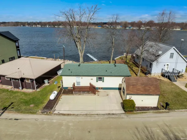 $300,000 | 56 West Waldron Lake Drive, Wawaka, IN 46794