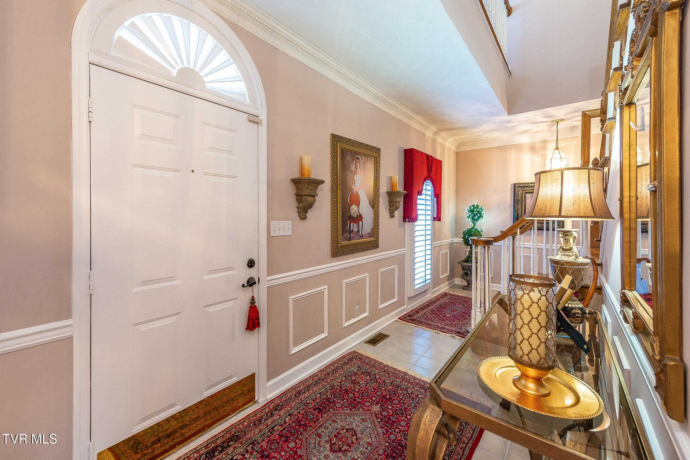 1091 Haynes Valley Road Gate City, VA 24251 - Photo 11 of 84 entry foyer