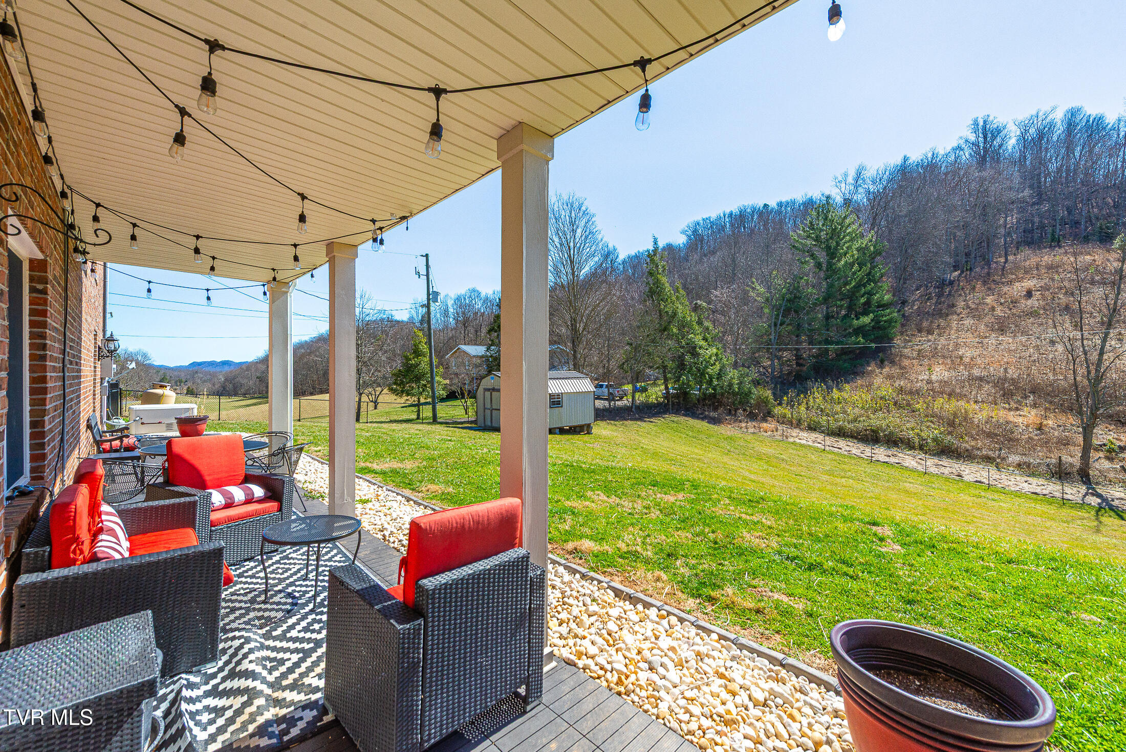 1091 Haynes Valley Road Gate City, VA 24251 - Photo 58 of 84 porch