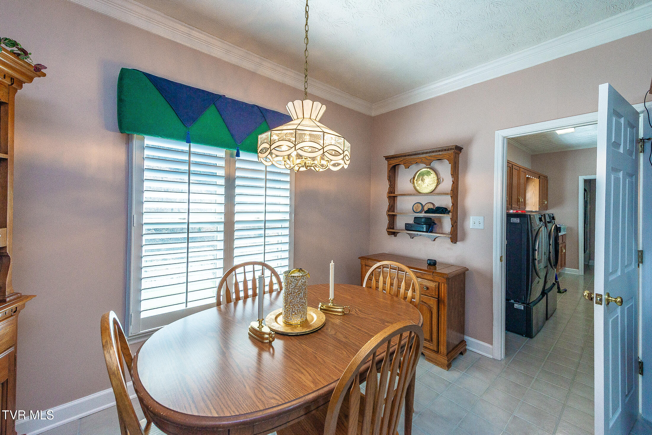 1091 Haynes Valley Road Gate City, VA 24251 - Photo 61 of 84 breakfast nook