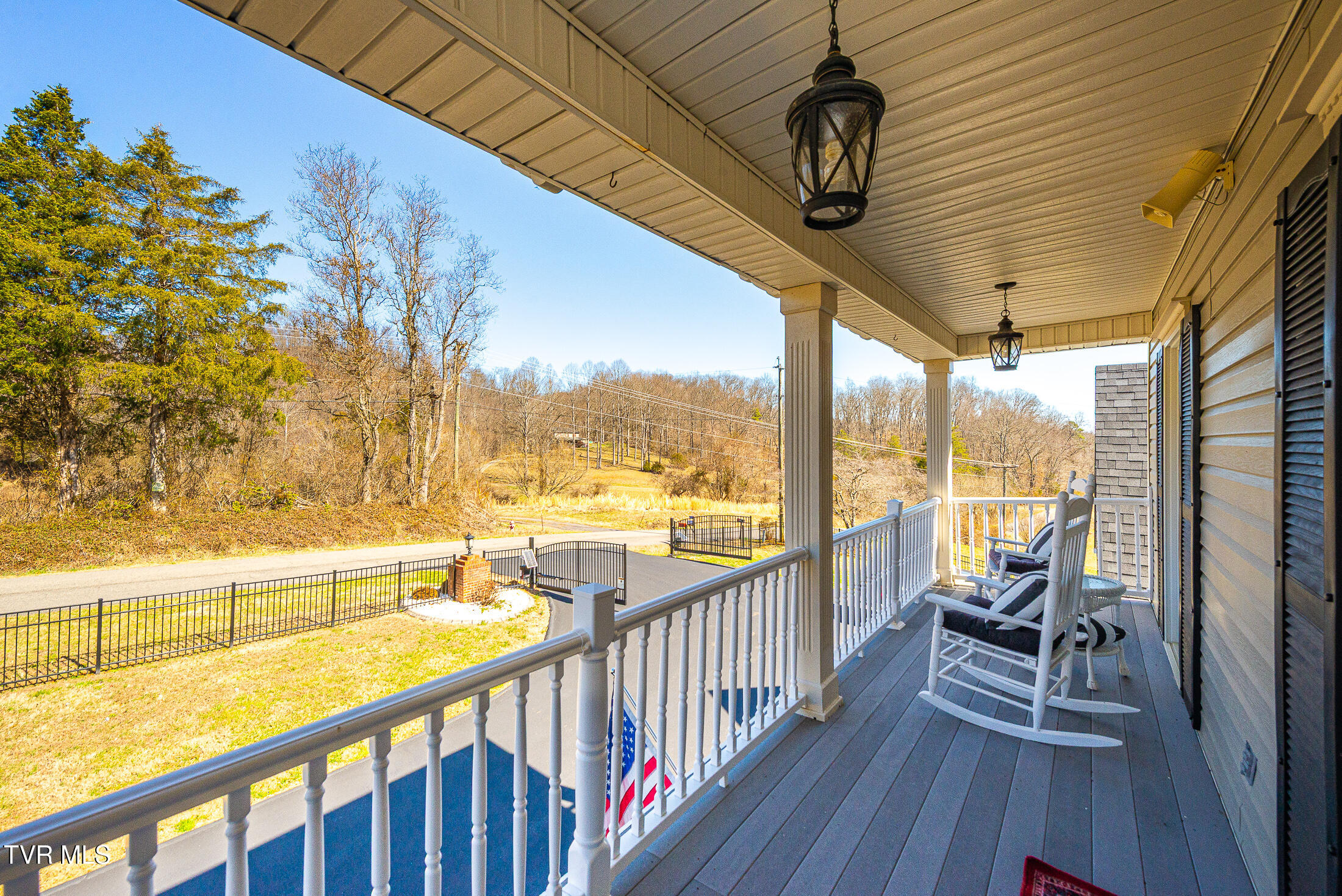1091 Haynes Valley Road Gate City, VA 24251 - Photo 83 of 84 porch view