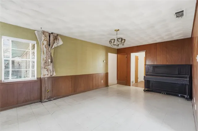 a view of livingroom with hardwood
