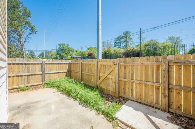 $1,375 | 2016 Oak Park Lane, Decatur, GA 30032