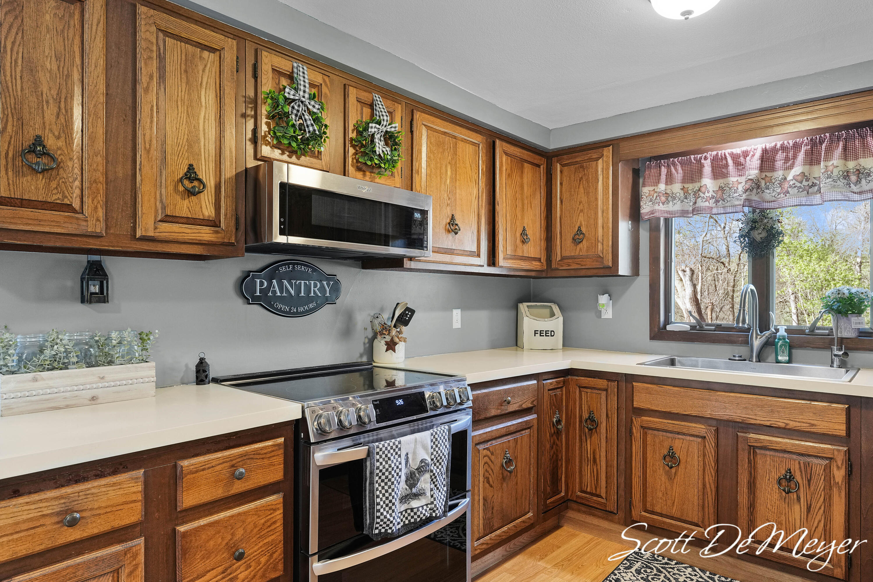 6758 Mt Hope Road Carson City, MI 48811 - Photo 11 of 38 DSC08412