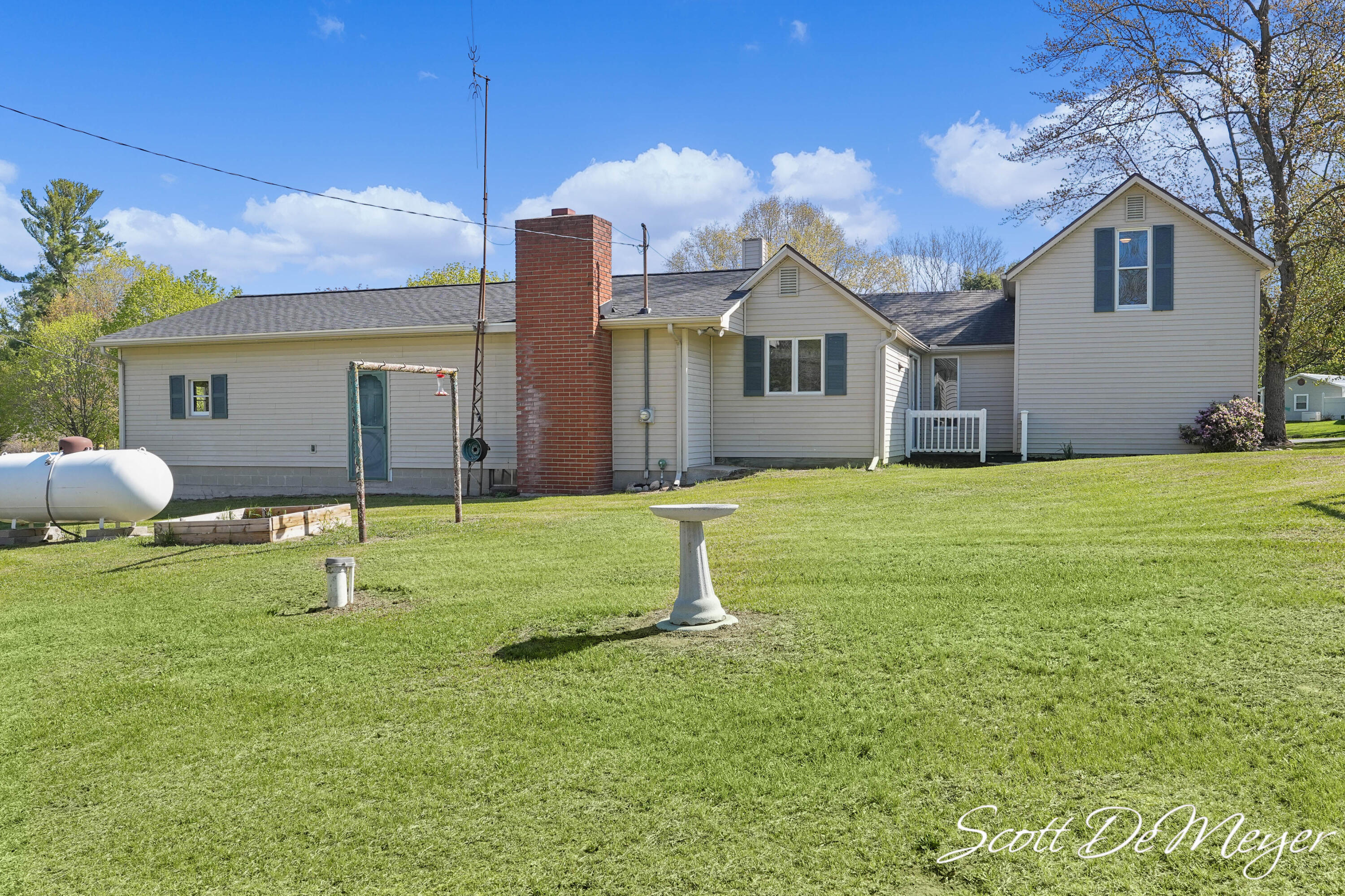 6758 Mt Hope Road Carson City, MI 48811 - Photo 27 of 38 DSC08517