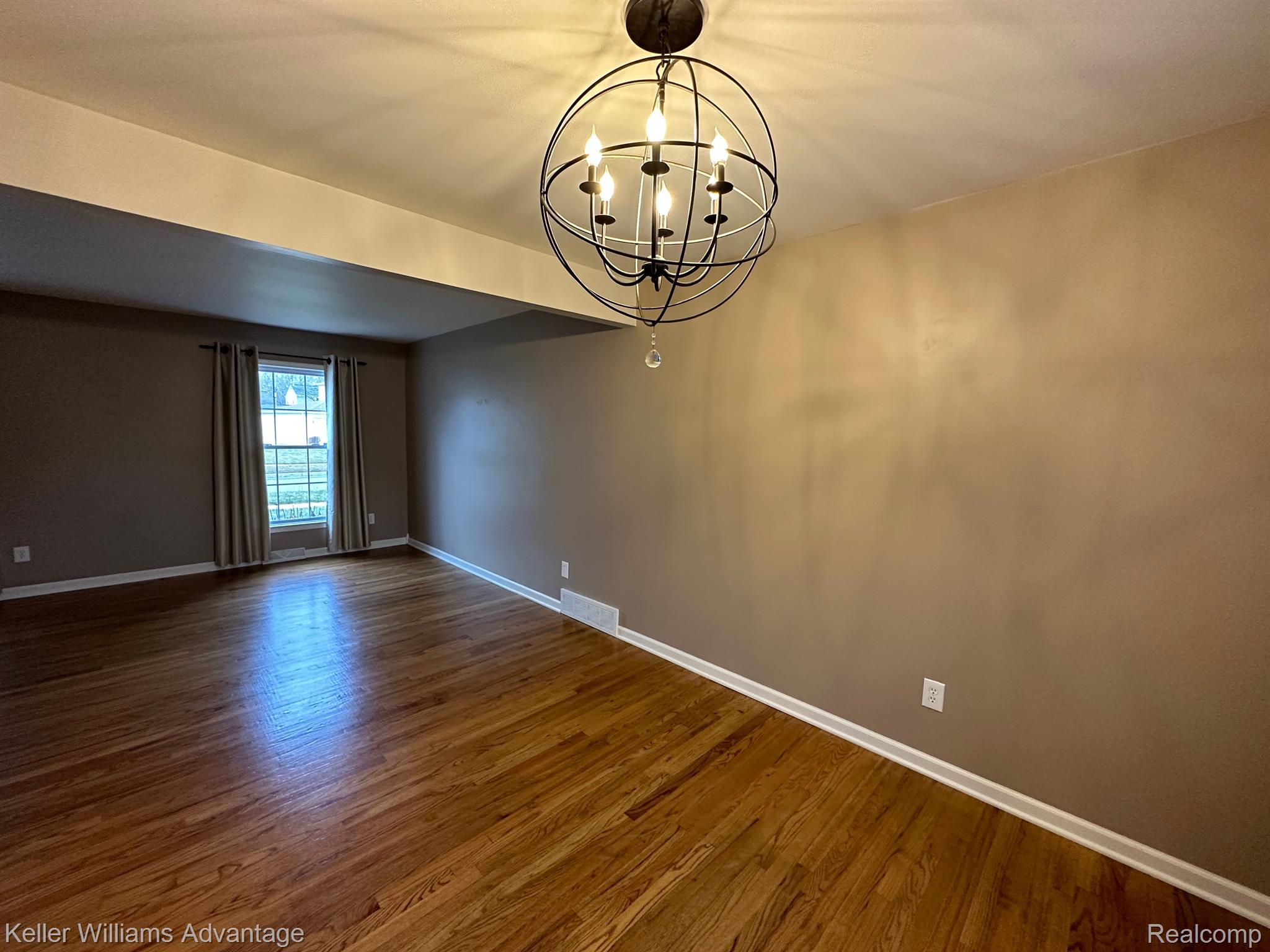 616 Reed Court Northville, MI 48167 - Photo 7 of 31 Gallery Image 7