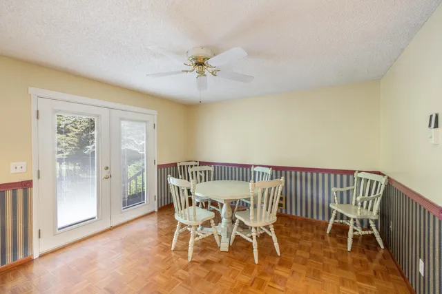 $395,000 | 12515 North Fairwood Drive, Unit 15, Spokane, WA 99218