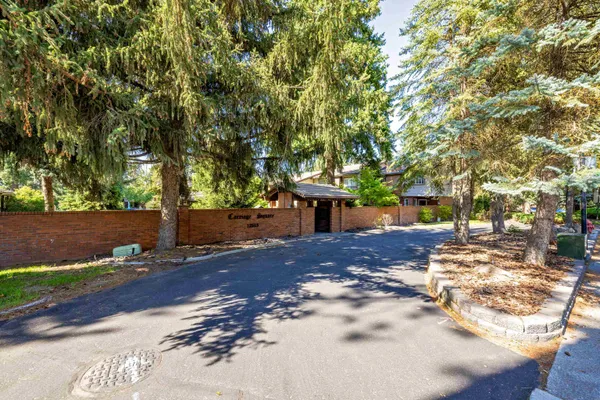 $349,900 | 12515 North Fairwood Drive, Unit 15, Spokane, WA 99218