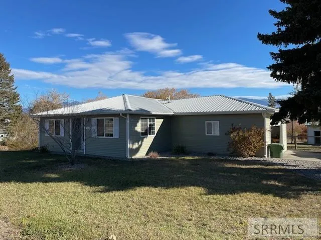 $439,000 | 117 Lafayette Avenue, Salmon, ID 83467