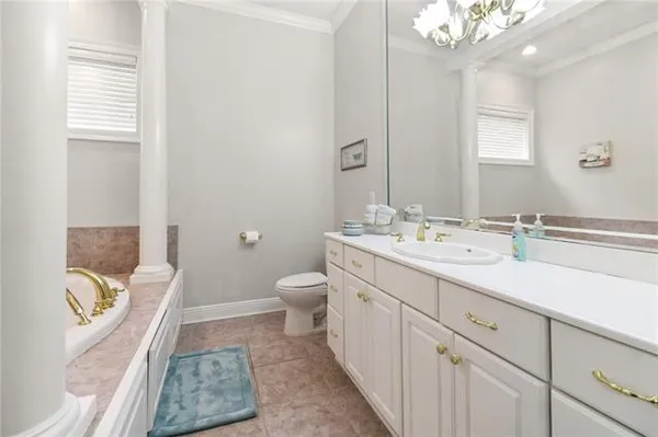 $745,000 | 5450 Barataria Boulevard, Marrero, LA 70072