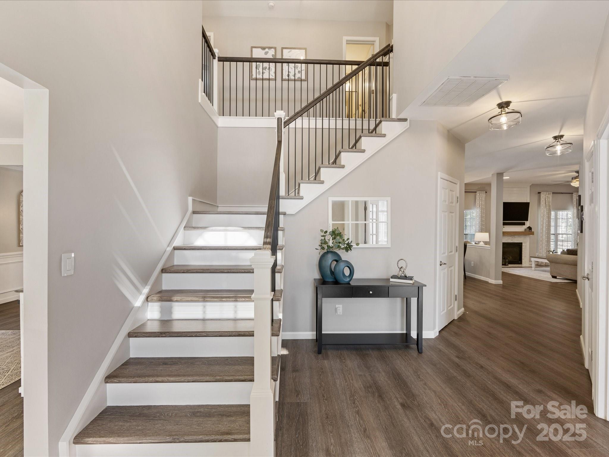 224 Clear Spring Court Fort Mill, SC 29708 - Photo 6 of 47 Gallery Image 6