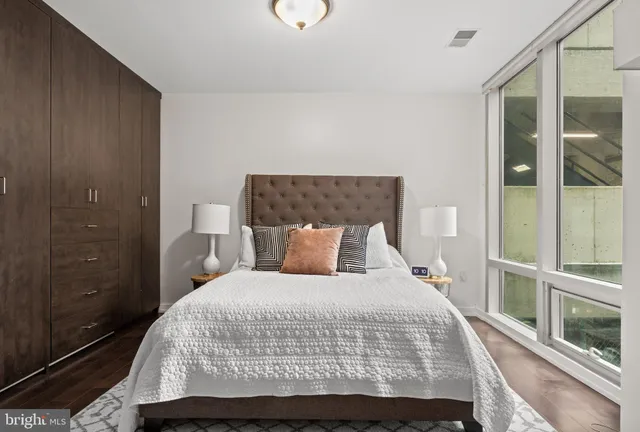 $615,000 | 122 New Street, Unit 2C, Philadelphia, PA 19106