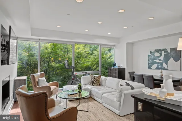 $615,000 | 122 New Street, Unit 2C, Philadelphia, PA 19106