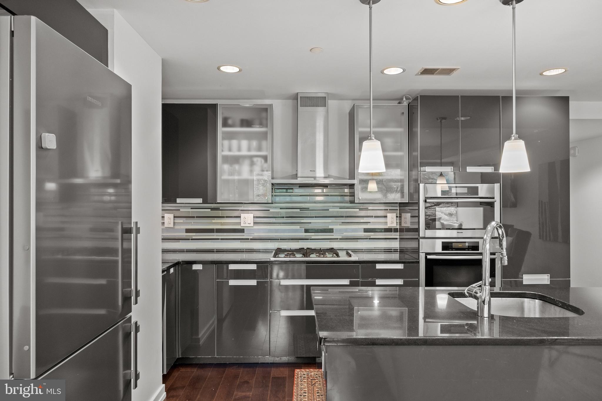 122 New Street, Unit 2C Philadelphia, PA 19106 - Photo 9 of 23