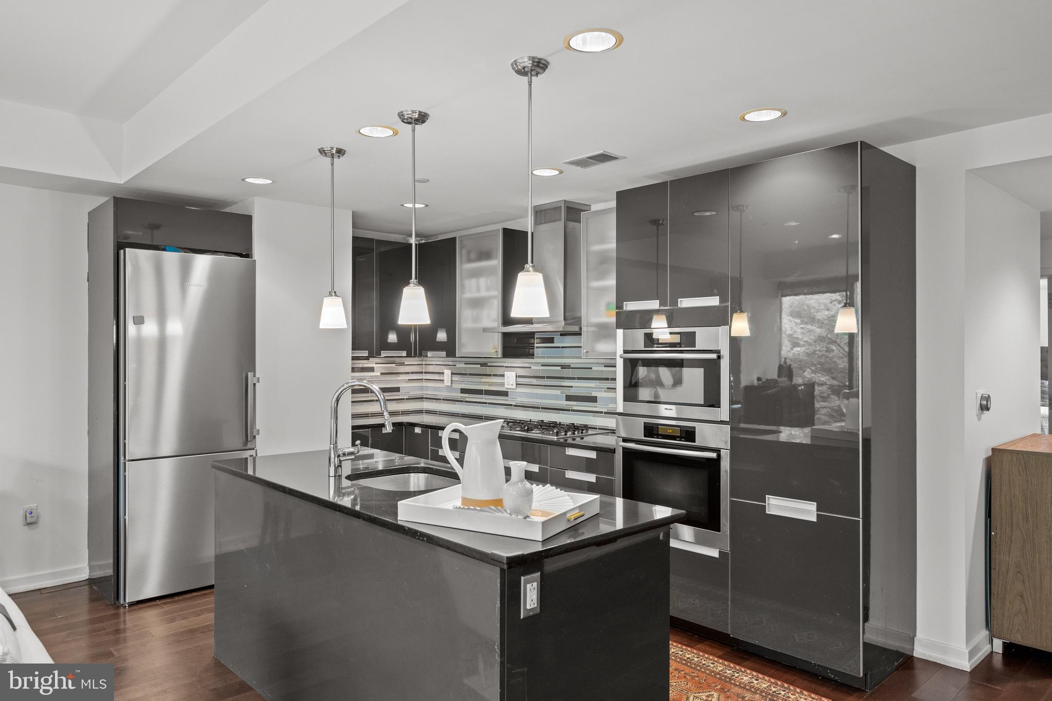 122 New Street, Unit 2C Philadelphia, PA 19106 - Photo 10 of 23