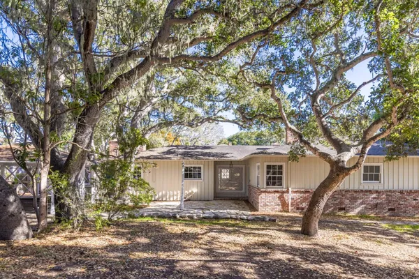 $2,595,000 | 25905 Junipero Avenue, Carmel, CA 93923