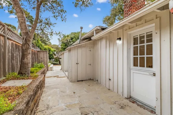 $2,595,000 | 25905 Junipero Avenue, Carmel, CA 93923