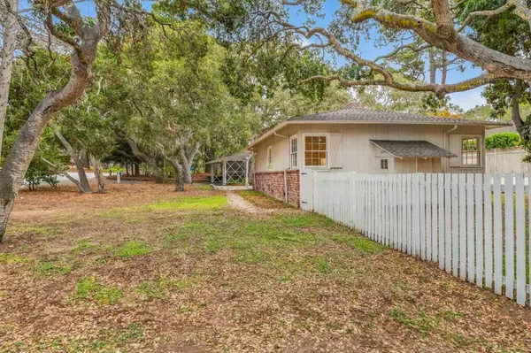 $2,595,000 | 25905 Junipero Avenue, Carmel, CA 93923