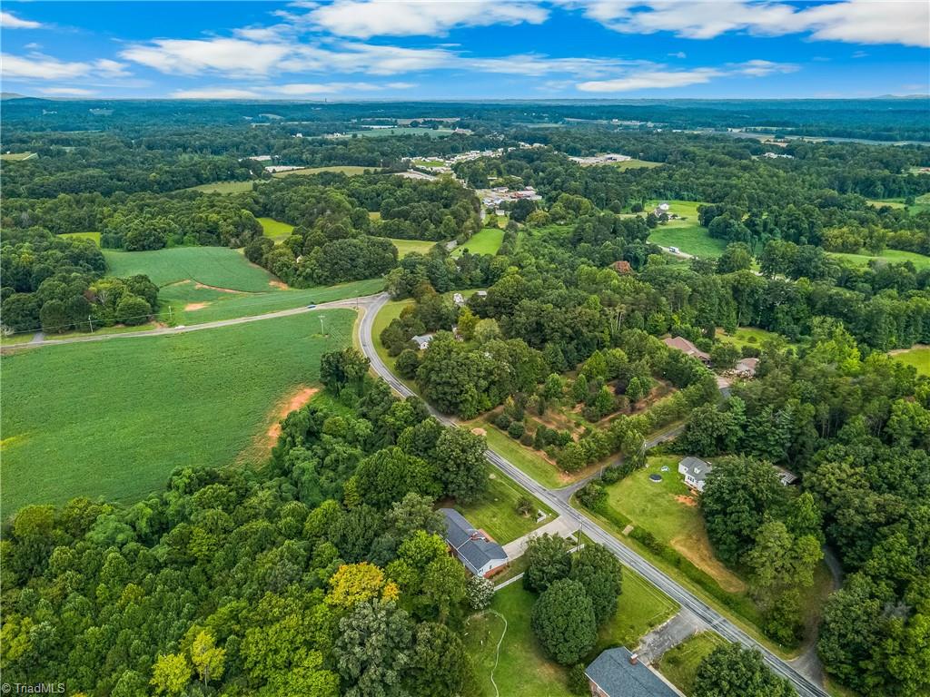 3748 Pride's Road East Bend, NC 27018 - Photo 12 of 41 Gallery Image 12