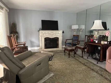 $211,000 | 318 Lake Marina Avenue, Unit 218, New Orleans, LA 70124