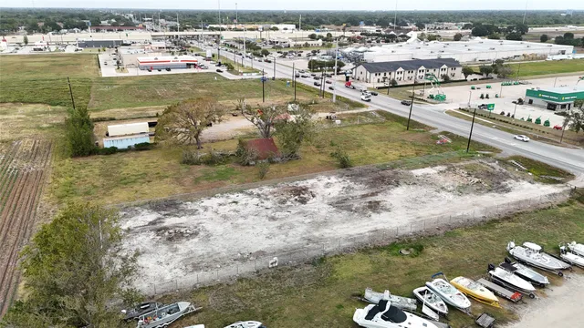 $5,000 | 3634 Highway 36, Rosenberg, TX 77471