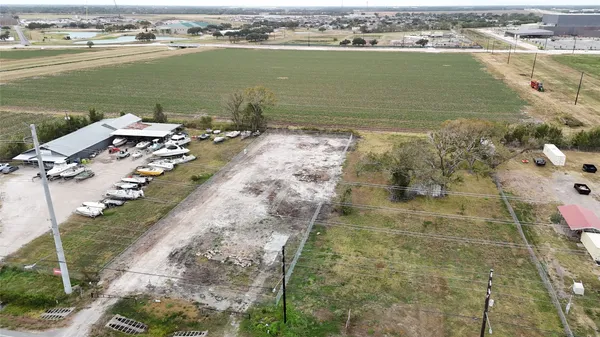 $5,000 | 3634 Highway 36, Rosenberg, TX 77471