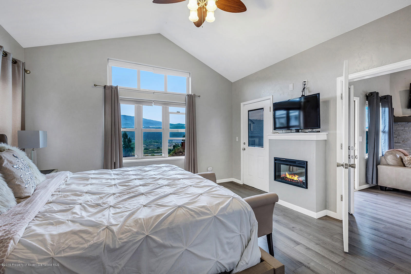 2428 Pioneer Way Rifle, CO 81650 - Photo 18 of 38 18_2428_Pioneer_Way_Rifle018_mls