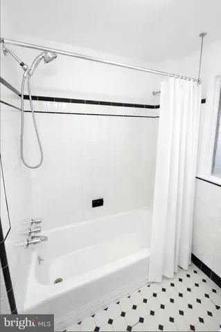 $2,600 | 119 East 11th Avenue, Conshohocken, PA 19428