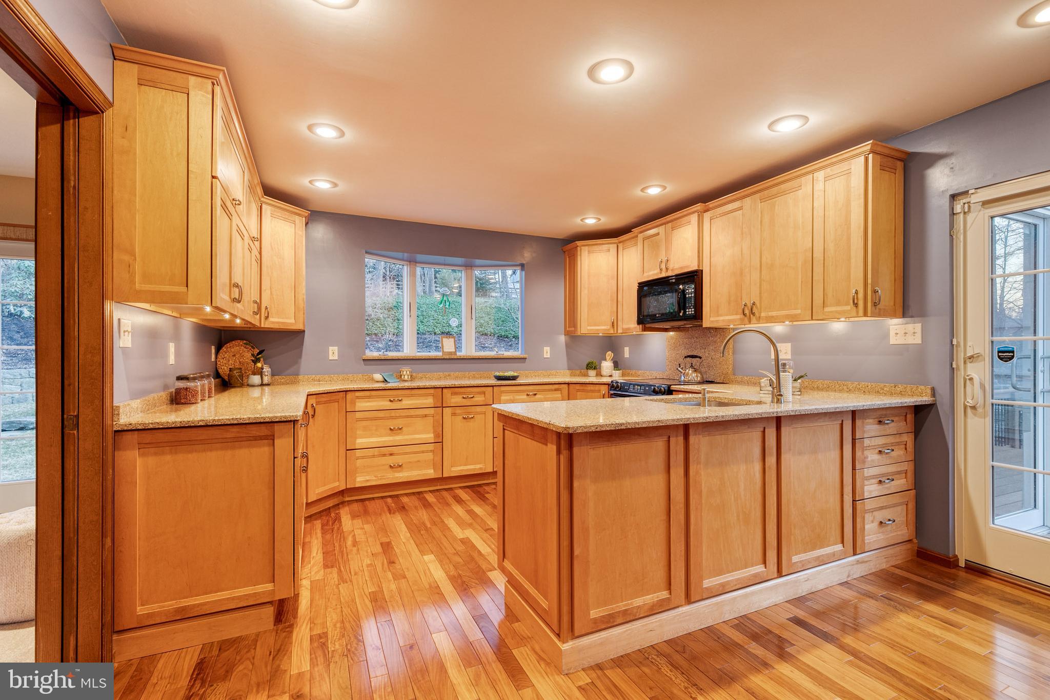 1126 Dulaney Gate Circle Cockeysville, MD 21030 - Photo 11 of 66