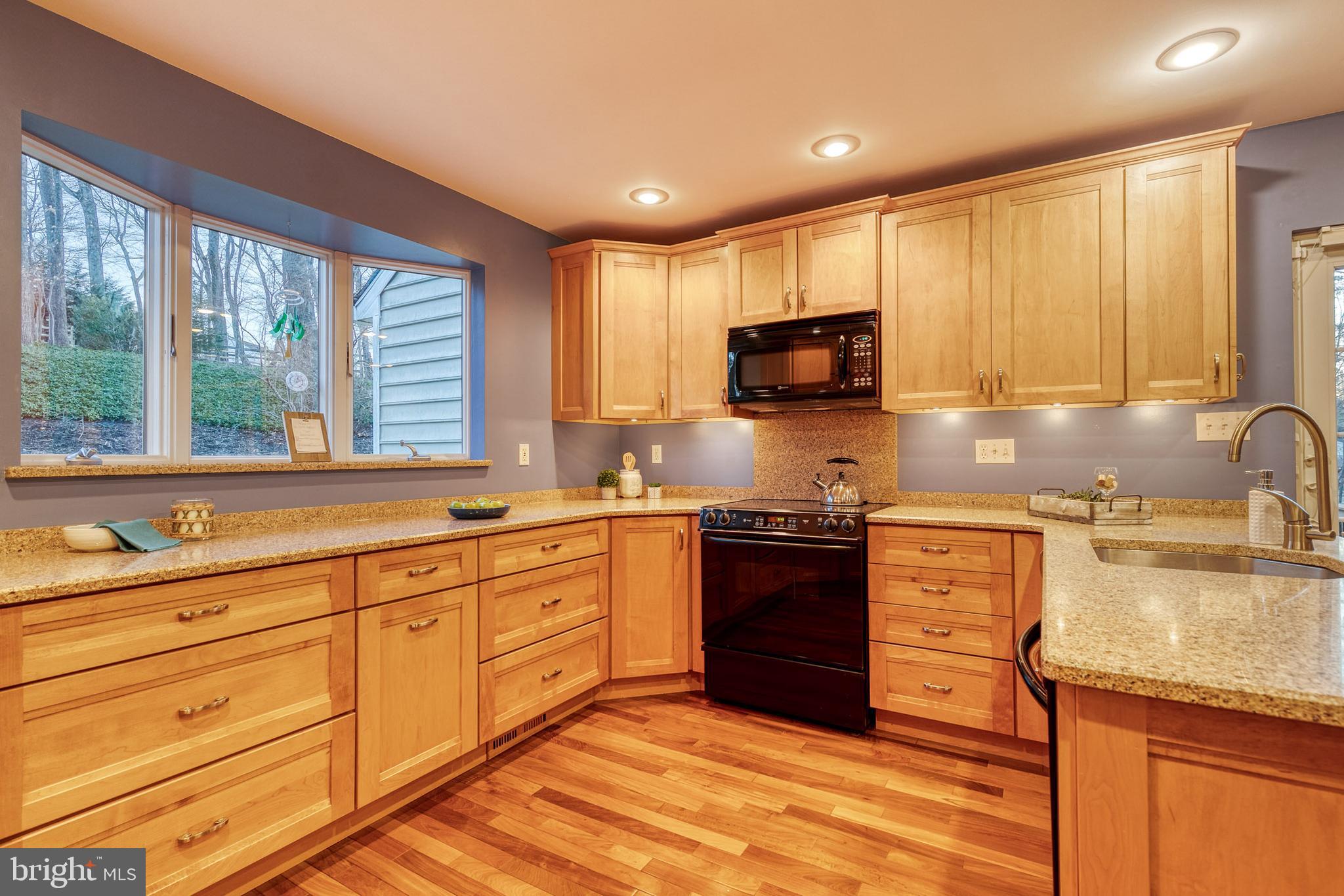 1126 Dulaney Gate Circle Cockeysville, MD 21030 - Photo 12 of 66