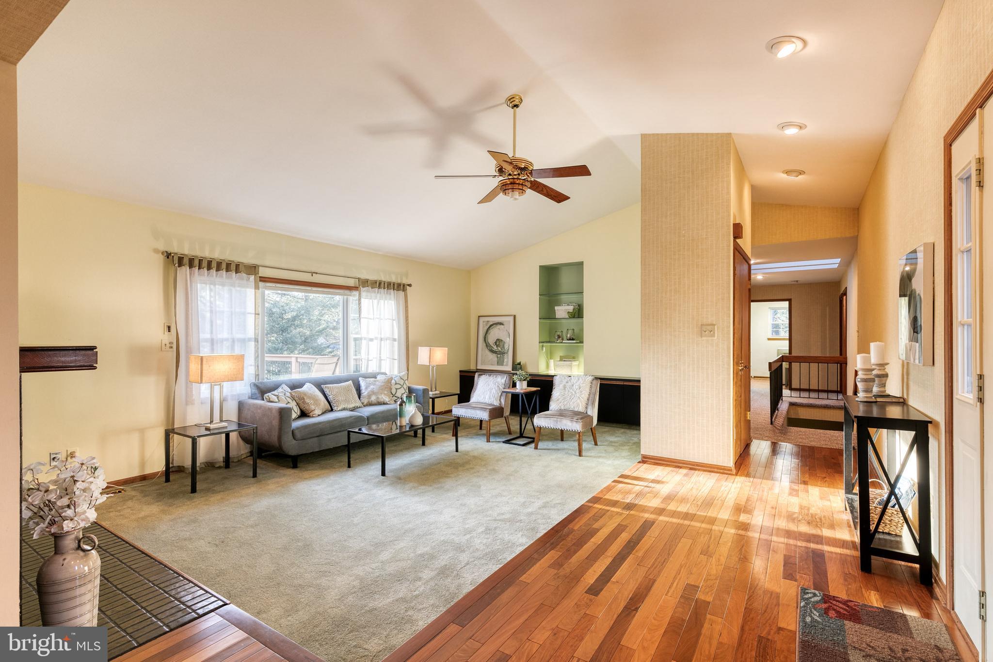 1126 Dulaney Gate Circle Cockeysville, MD 21030 - Photo 2 of 66