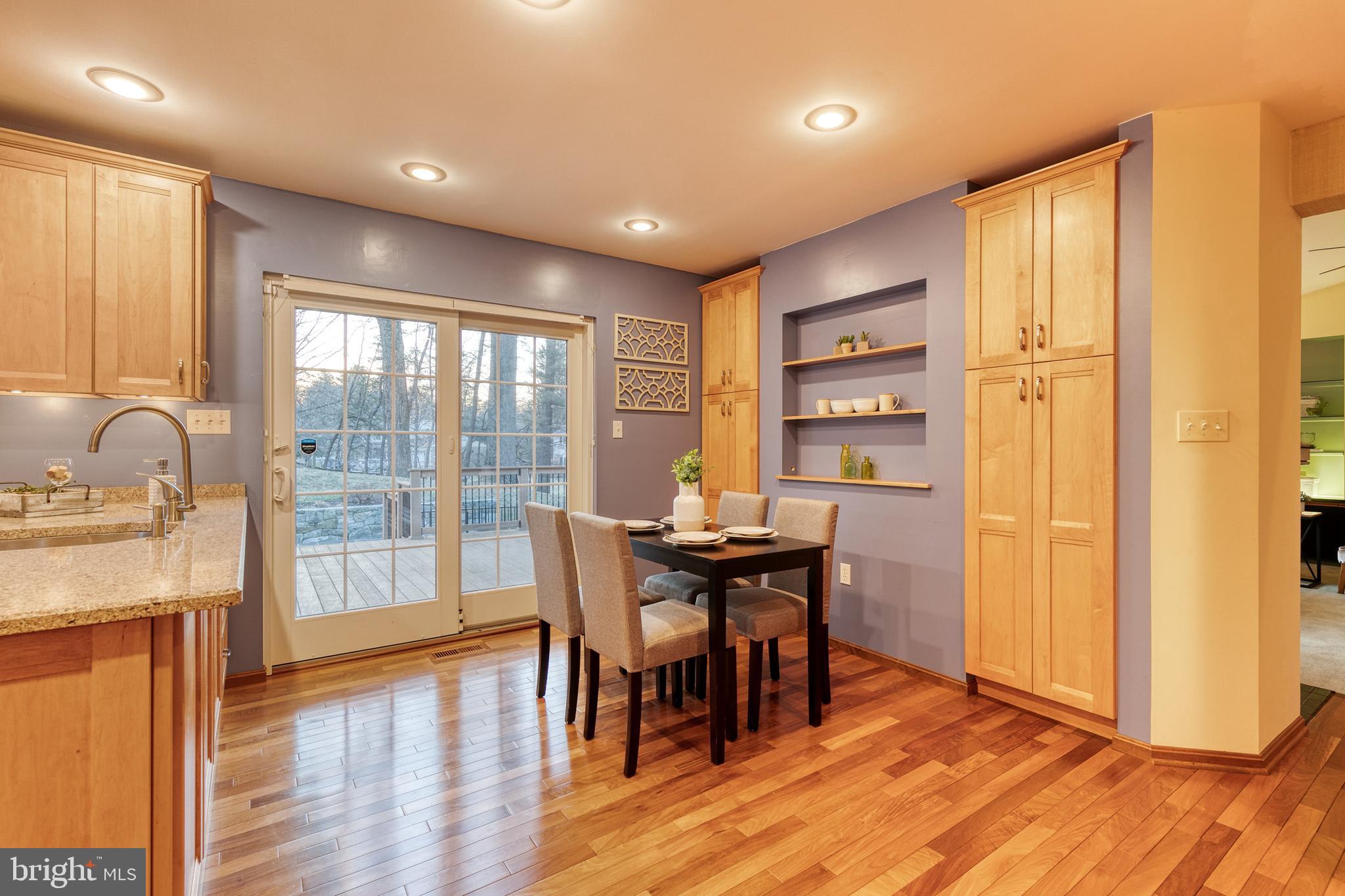 1126 Dulaney Gate Circle Cockeysville, MD 21030 - Photo 8 of 66