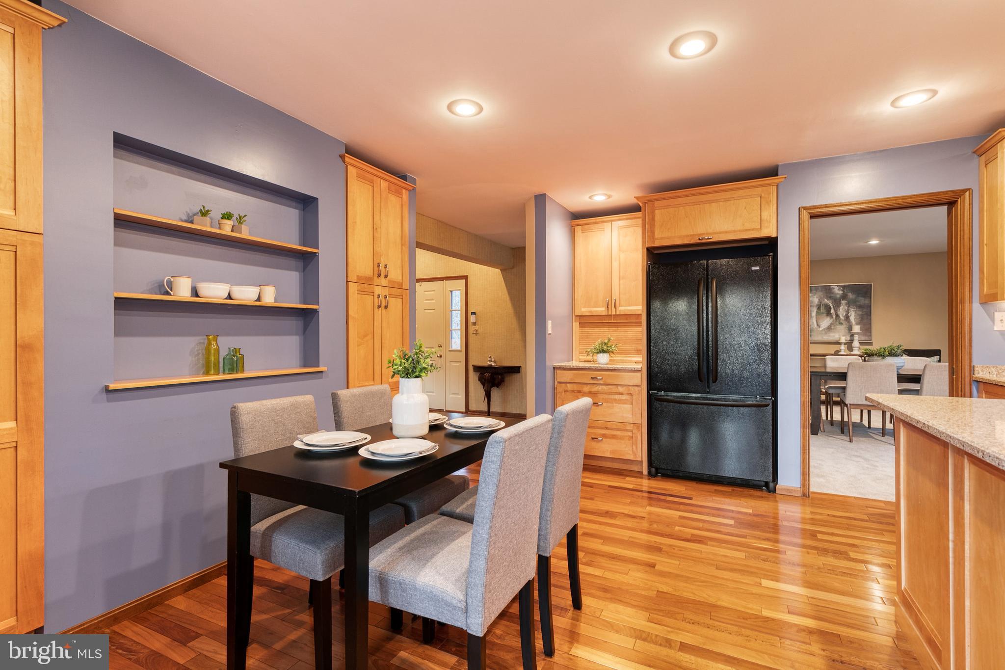 1126 Dulaney Gate Circle Cockeysville, MD 21030 - Photo 9 of 66