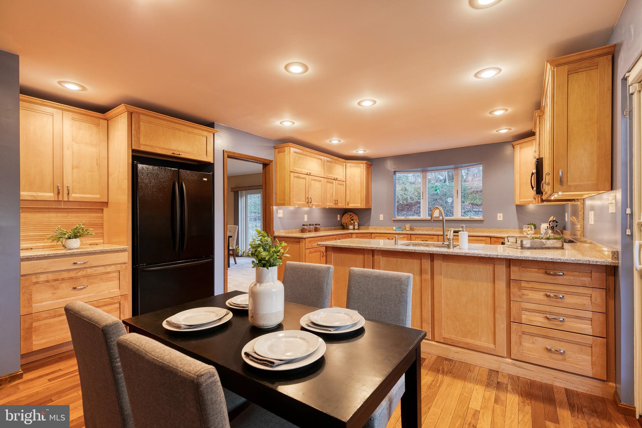 1126 Dulaney Gate Circle Cockeysville, MD 21030 - Photo 10 of 66