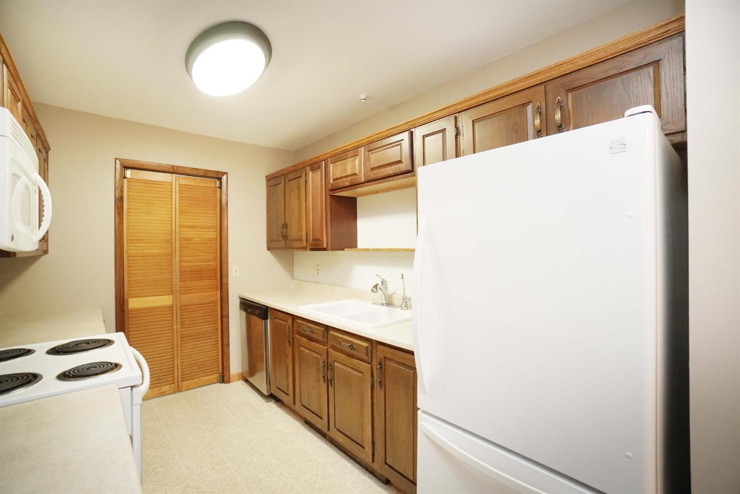 6909 Prairie Road Sabina, OH 45169 - Photo 11 of 47 Gallery Image 11