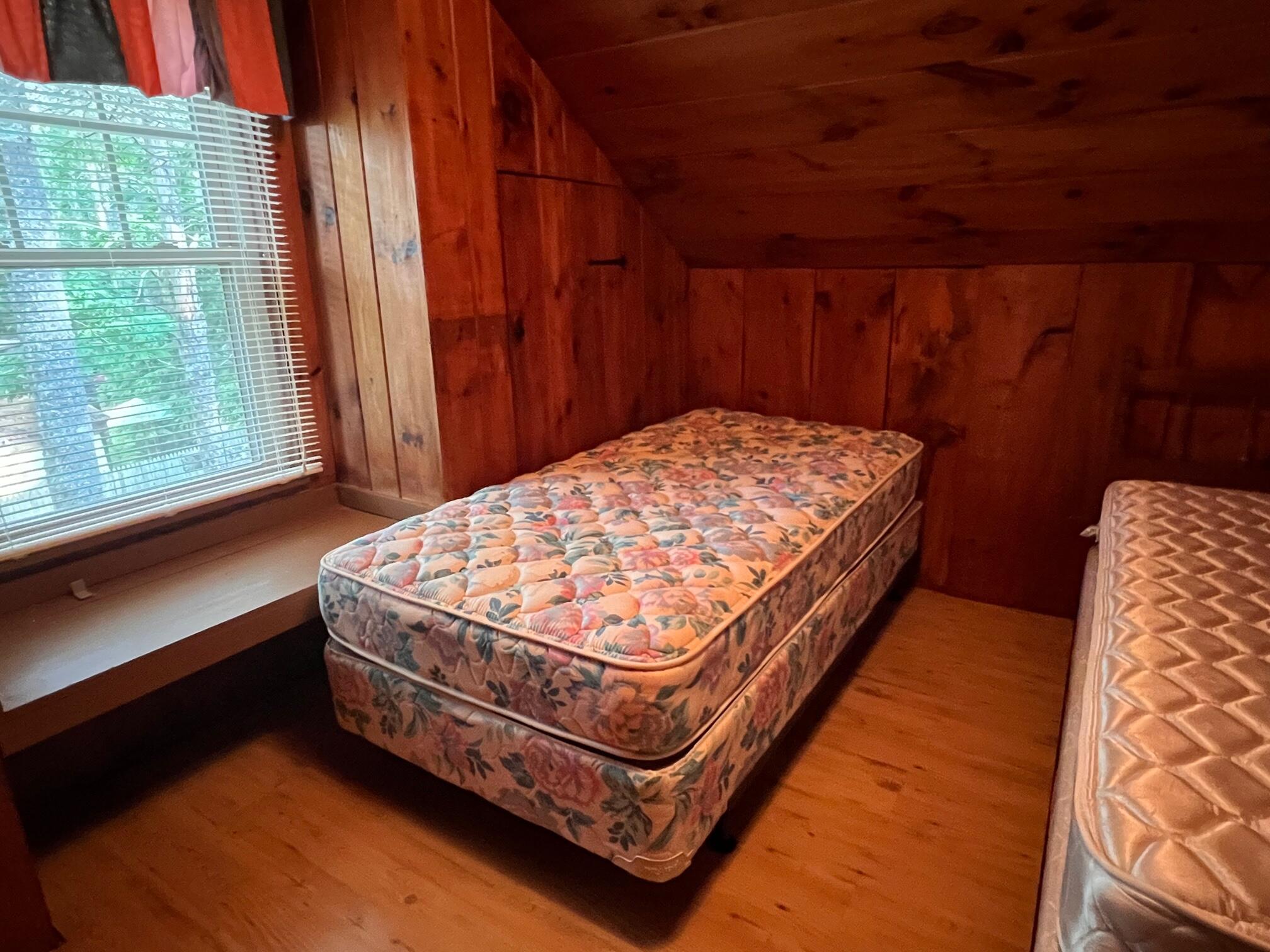 8 Memory Lane Oxford, ME 04270 - Photo 19 of 36 Bedroom 3a