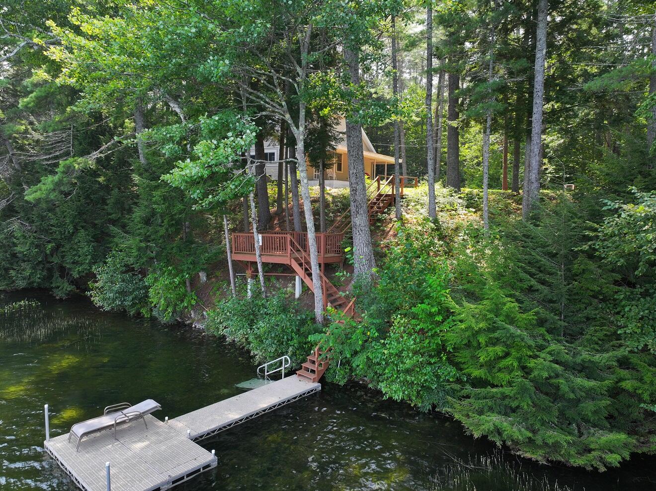 8 Memory Lane Oxford, ME 04270 - Photo 3 of 36 waterfront stairs