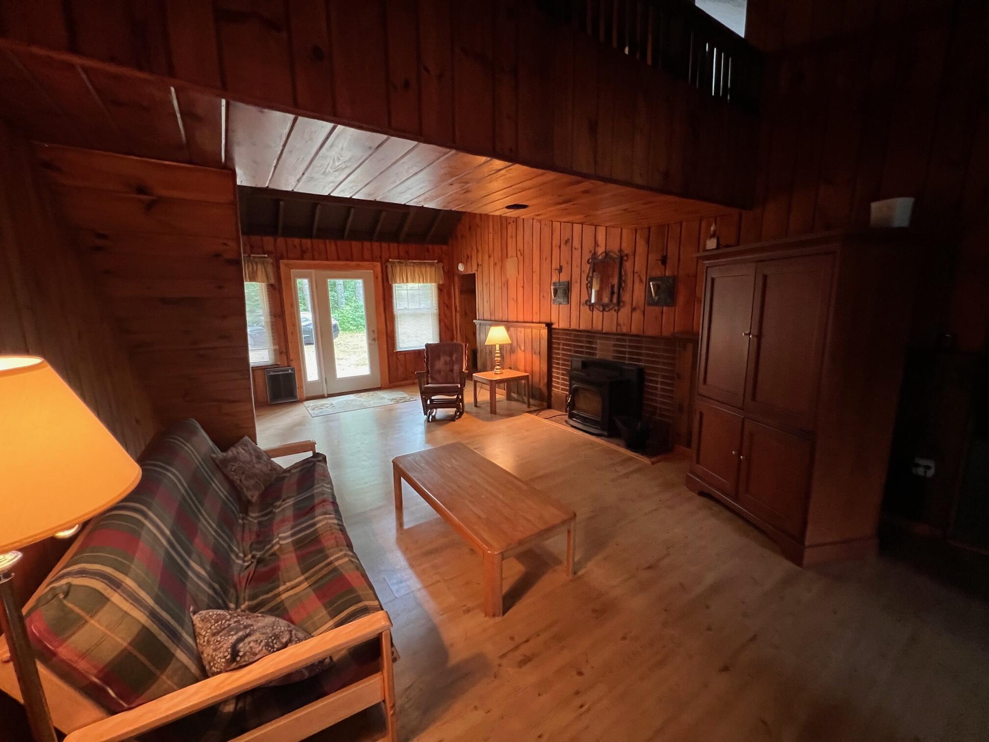 8 Memory Lane Oxford, ME 04270 - Photo 9 of 36 Living room