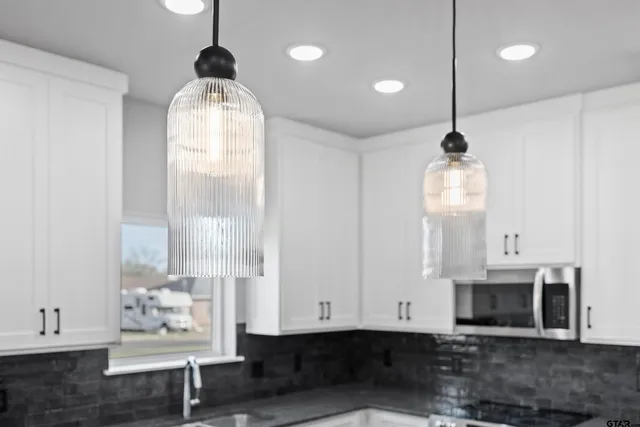 $255,500 | 304 West Tarbutton Street, Troup, TX 75789