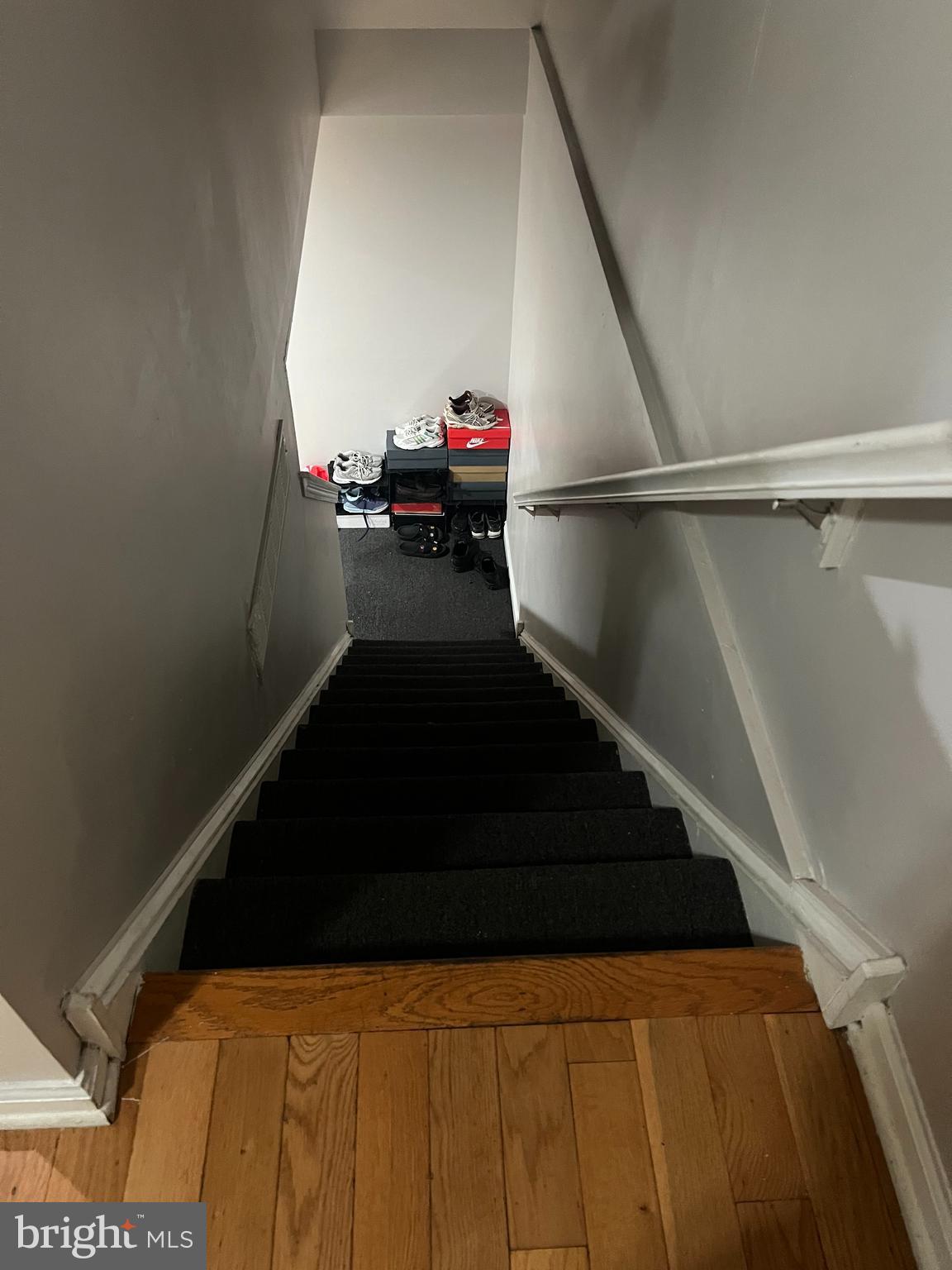 2246 North 12th Street Philadelphia, PA 19133 - Photo 7 of 16 a view of entryway