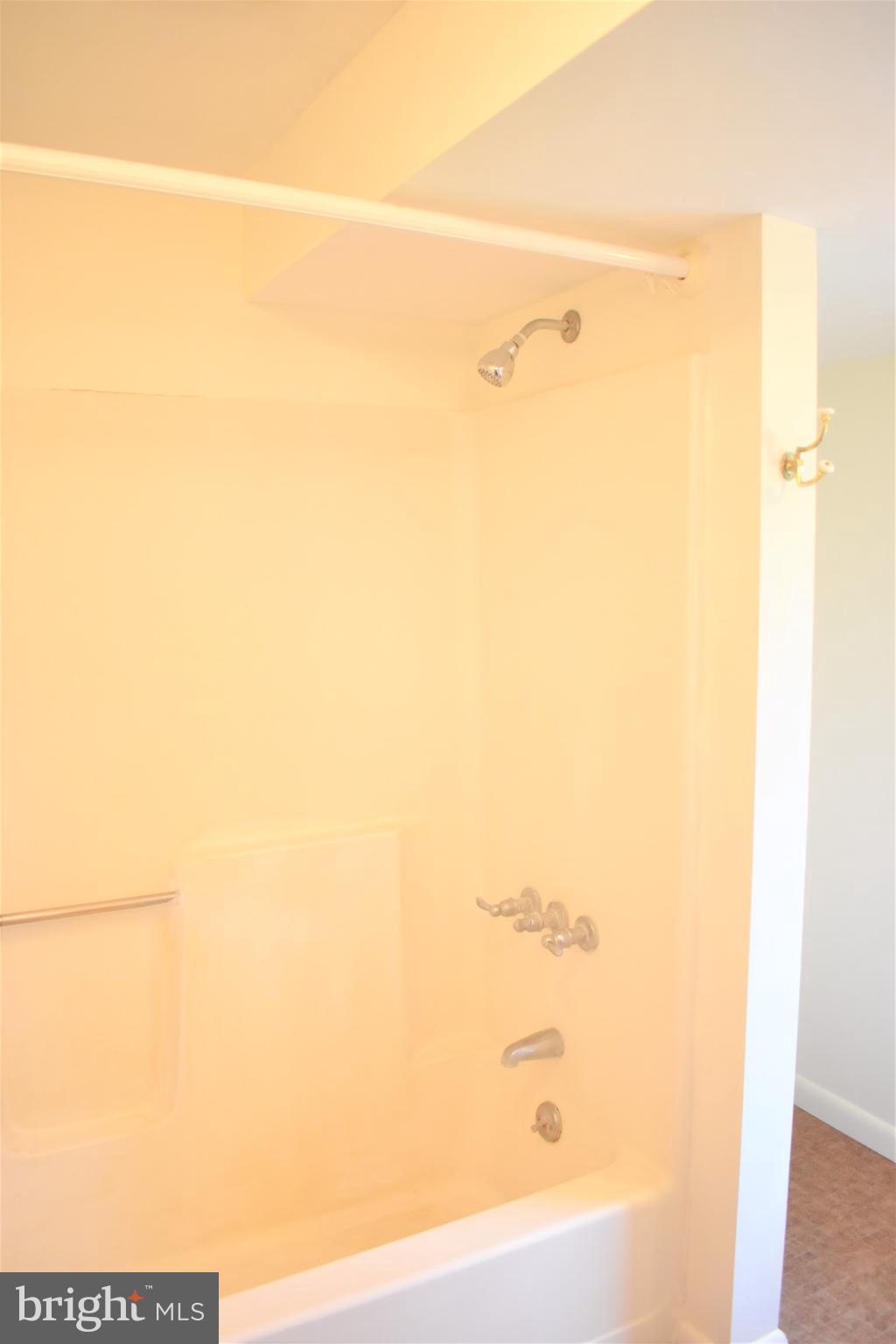 5934 Bartonsville Road Frederick, MD 21704 - Photo 15 of 23 Gallery Image 15