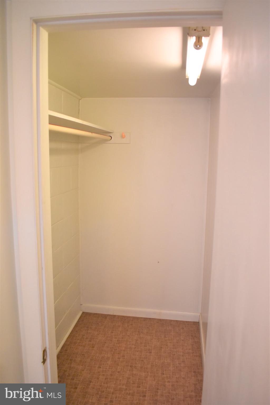 5934 Bartonsville Road Frederick, MD 21704 - Photo 17 of 23 Gallery Image 17