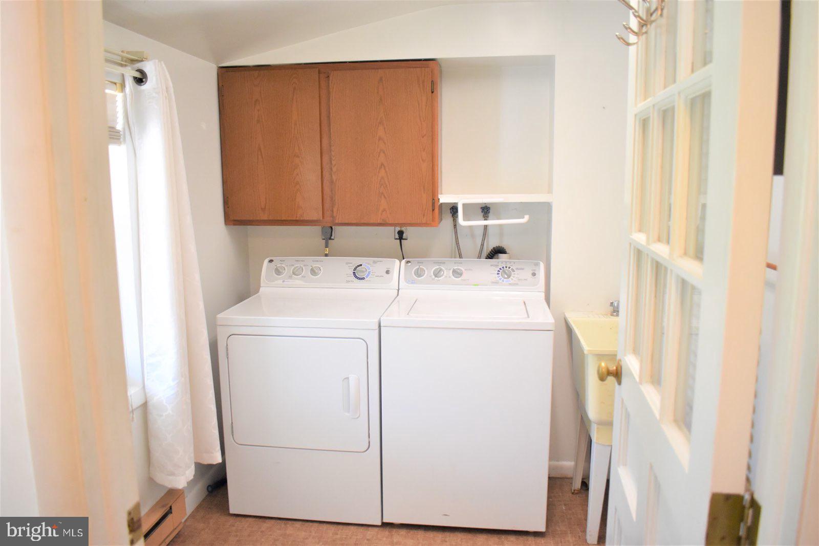 5934 Bartonsville Road Frederick, MD 21704 - Photo 9 of 23 Main Level Laundry Room