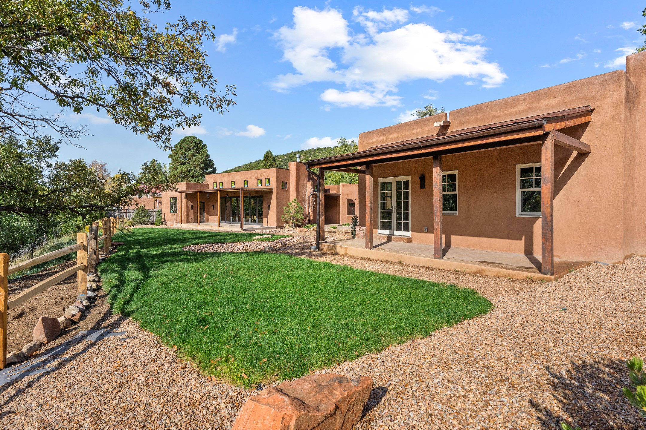 1612 Cerro Gordo Road Santa Fe, NM 87501 - Photo 34 of 59