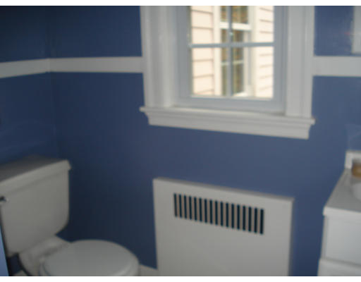 40 Rustlewood Road Milton, MA 02186 - Photo 6 of 9 Gallery Image 6