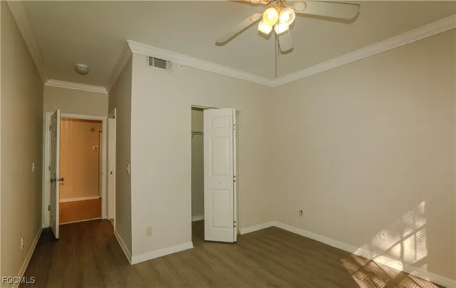 $1,999 | 4670 St Croix Lane, Unit 618, Naples, FL 34109