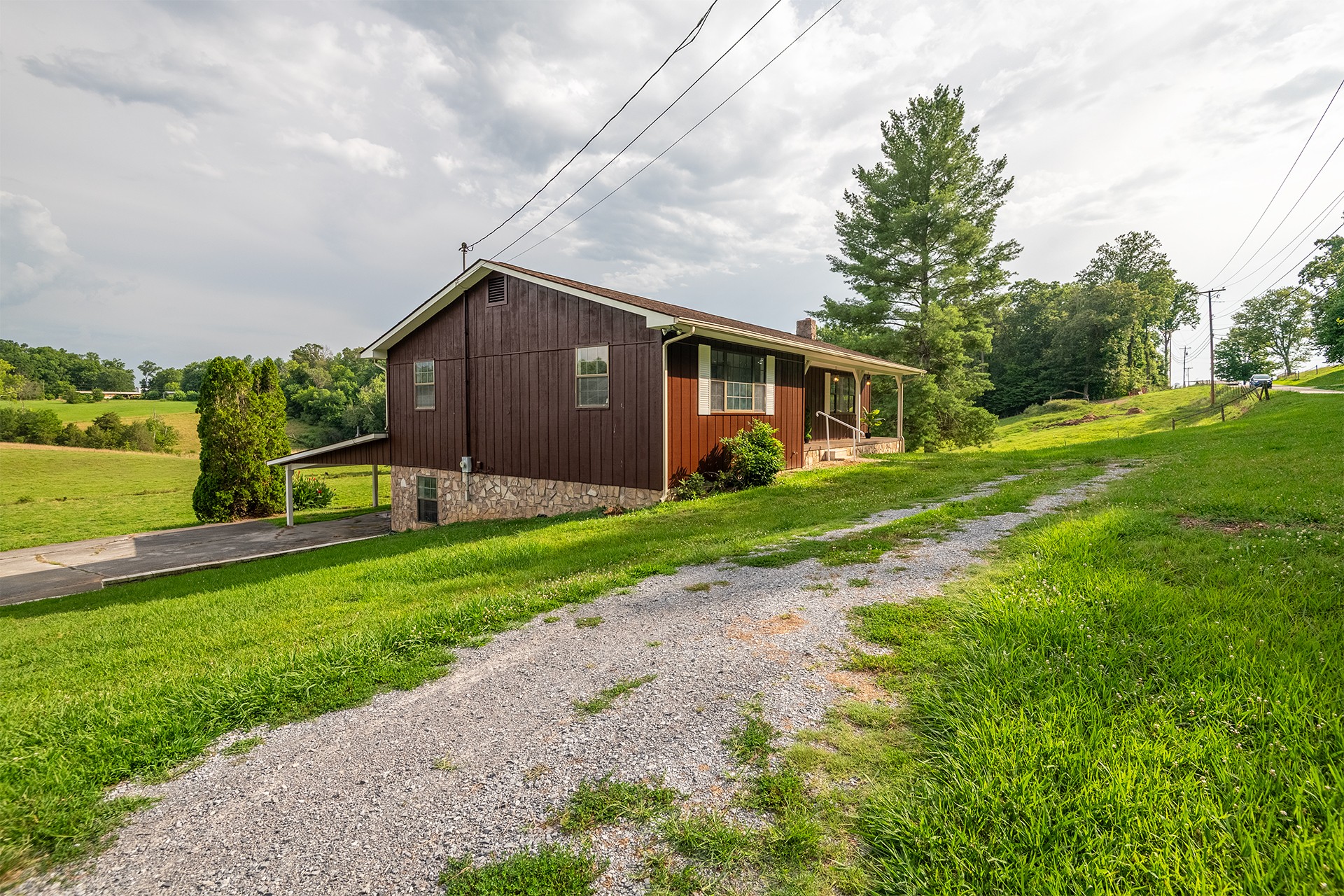 4635 Warrensburg Road Greeneville, TN 37743 - Photo 3 of 55