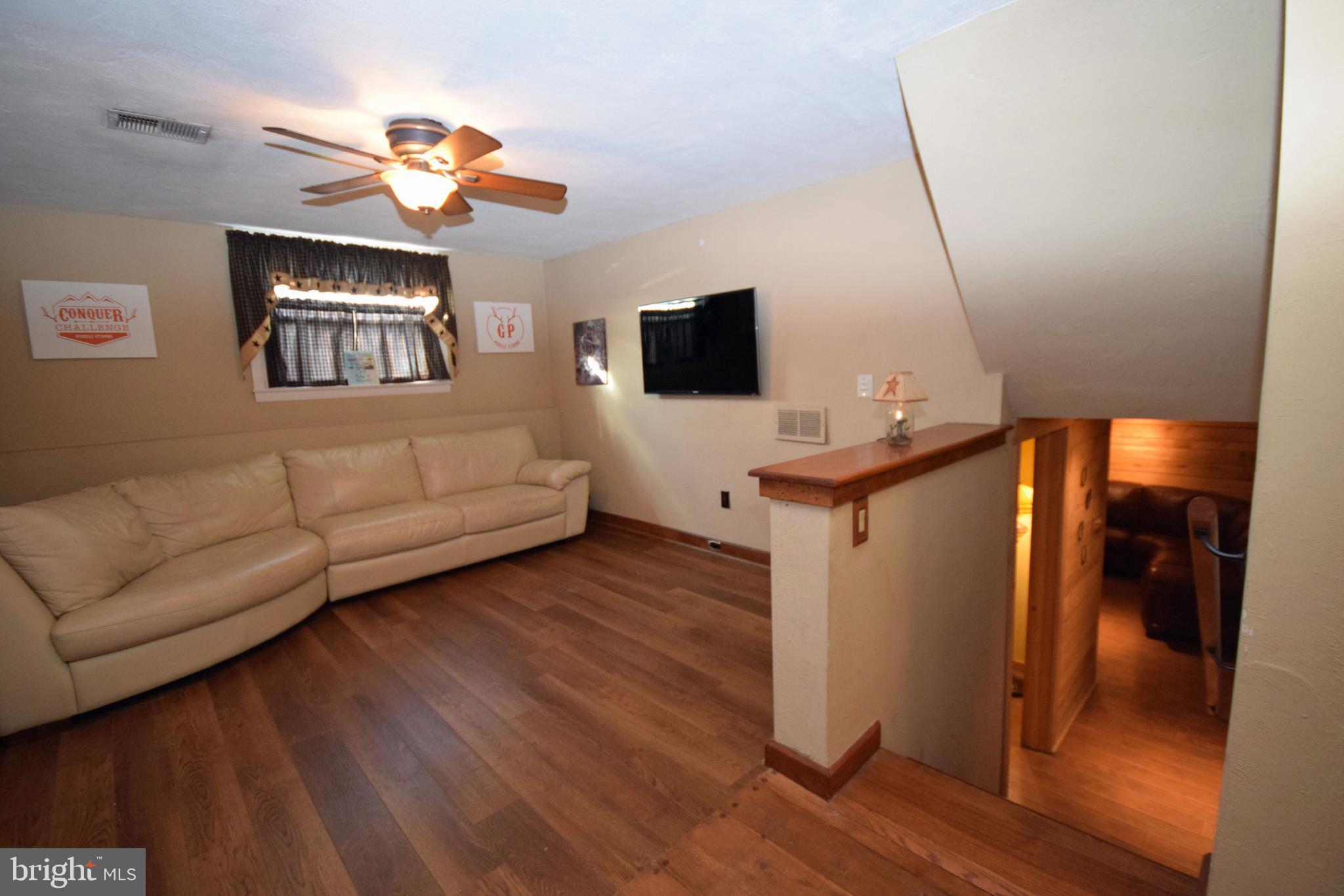 375 Gleaves Road Springfield, PA 19064 - Photo 16 of 38 Multiple Rooms for a quiet get-a-way try this Den.