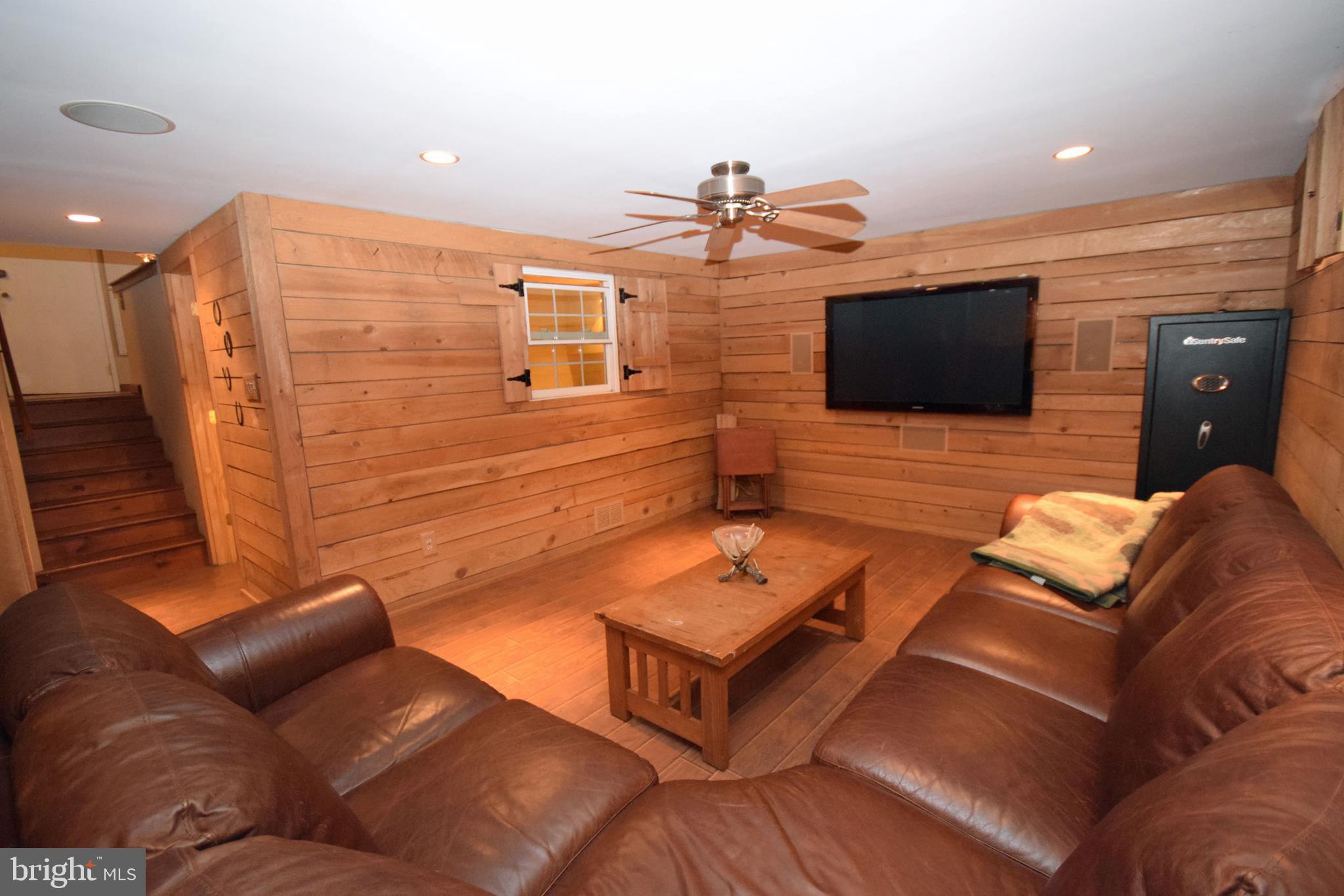 375 Gleaves Road Springfield, PA 19064 - Photo 20 of 38 Full Finished Sub Basement adds extra Living Space