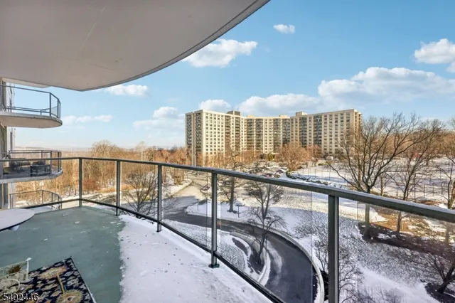 $354,000 | 1 Claridge Drive, Unit 503, Verona, NJ 07044